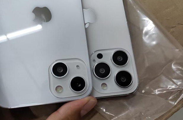 奈曼苹果手机维修分享iPhone 13‌机模长什么样 